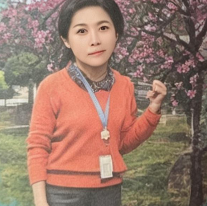 阿雯女士